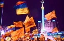 Сегодня большая часть украинцев празднуют восьмую годовщину Оранжевой революции