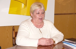 Зажравшаяся регионалка-мэр Первомайска как и её однопартиейц назвала митингующих под ОВК 132 "мурлом"