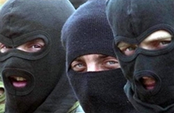 В Николаеве среди бела дня совершенно вооруженное ограбление