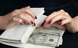 В Еланце аферистка шантажирует главу райгосадминистрации и начальника полиции