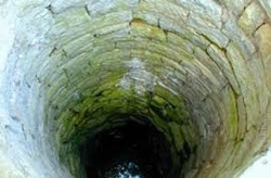 В Новой Одессе мужчина упал в колодец